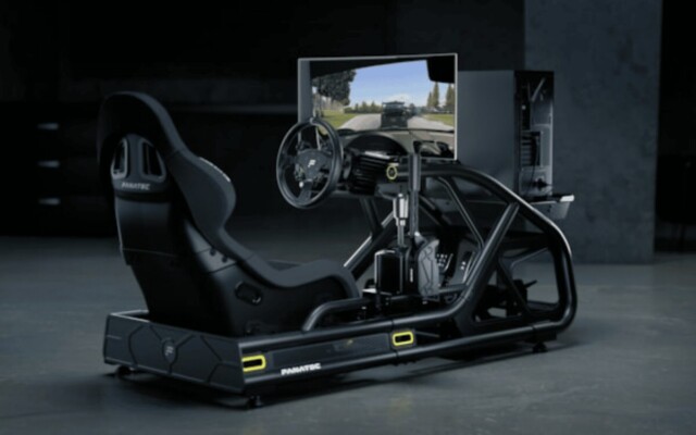 Corsair lança oficialmente a Fanatec no mercado brasileiro